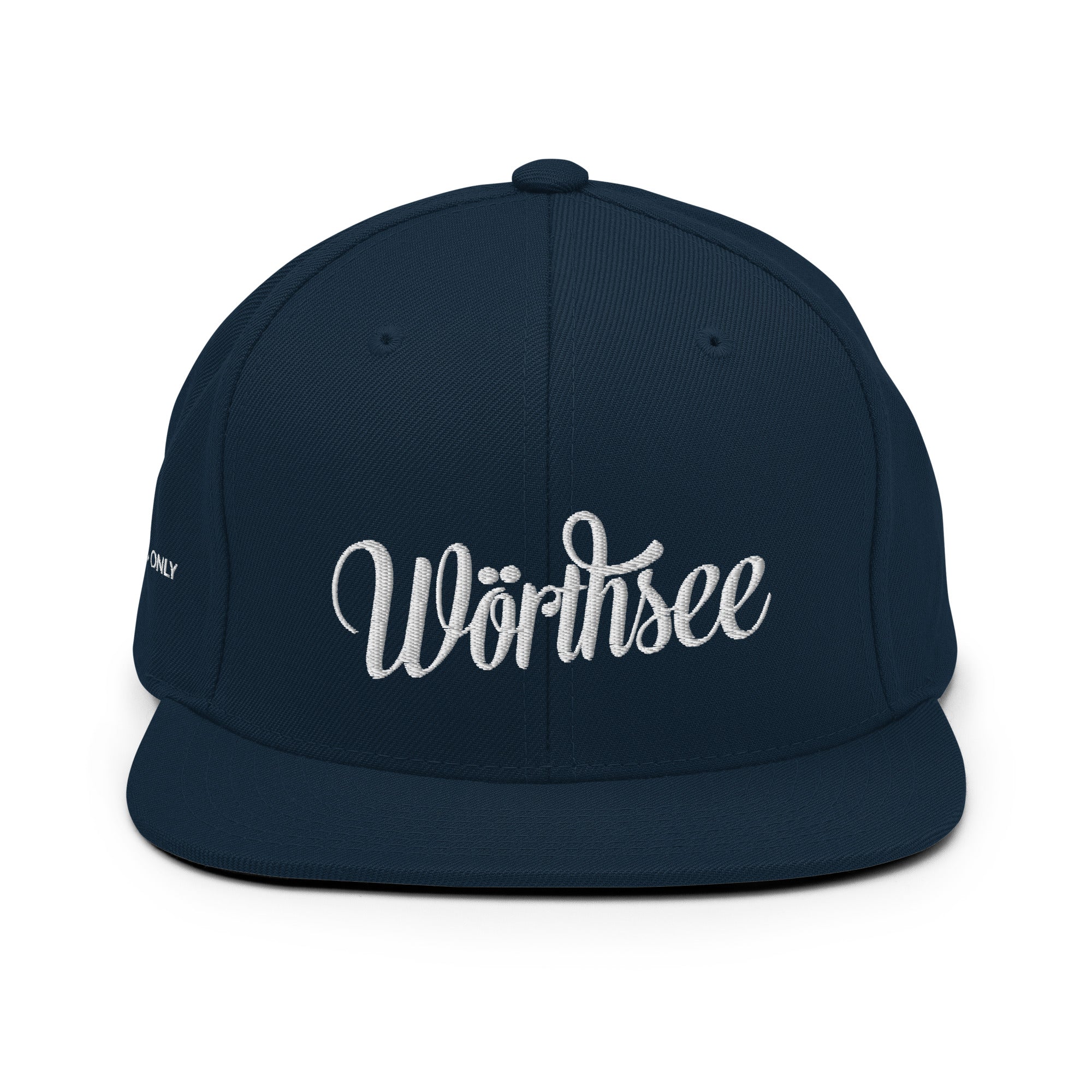 Wörthsee Cap Navy – Detail flacher Schirm gestaltet vom nachhaltigem Modelabel Ammersoul