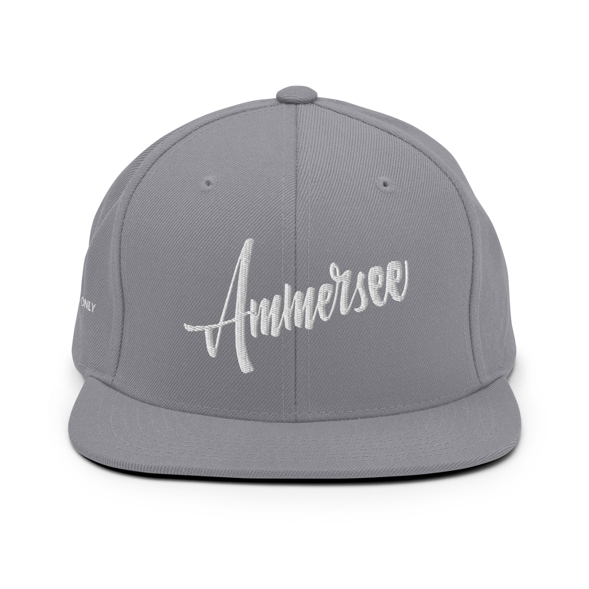 Ammersee Cap – Caps & Mützen, Bordeaux – Mode inspiriert von Ambach, Breitbrunn & Augsburg, Seenarrisch & Ammerseeliebe