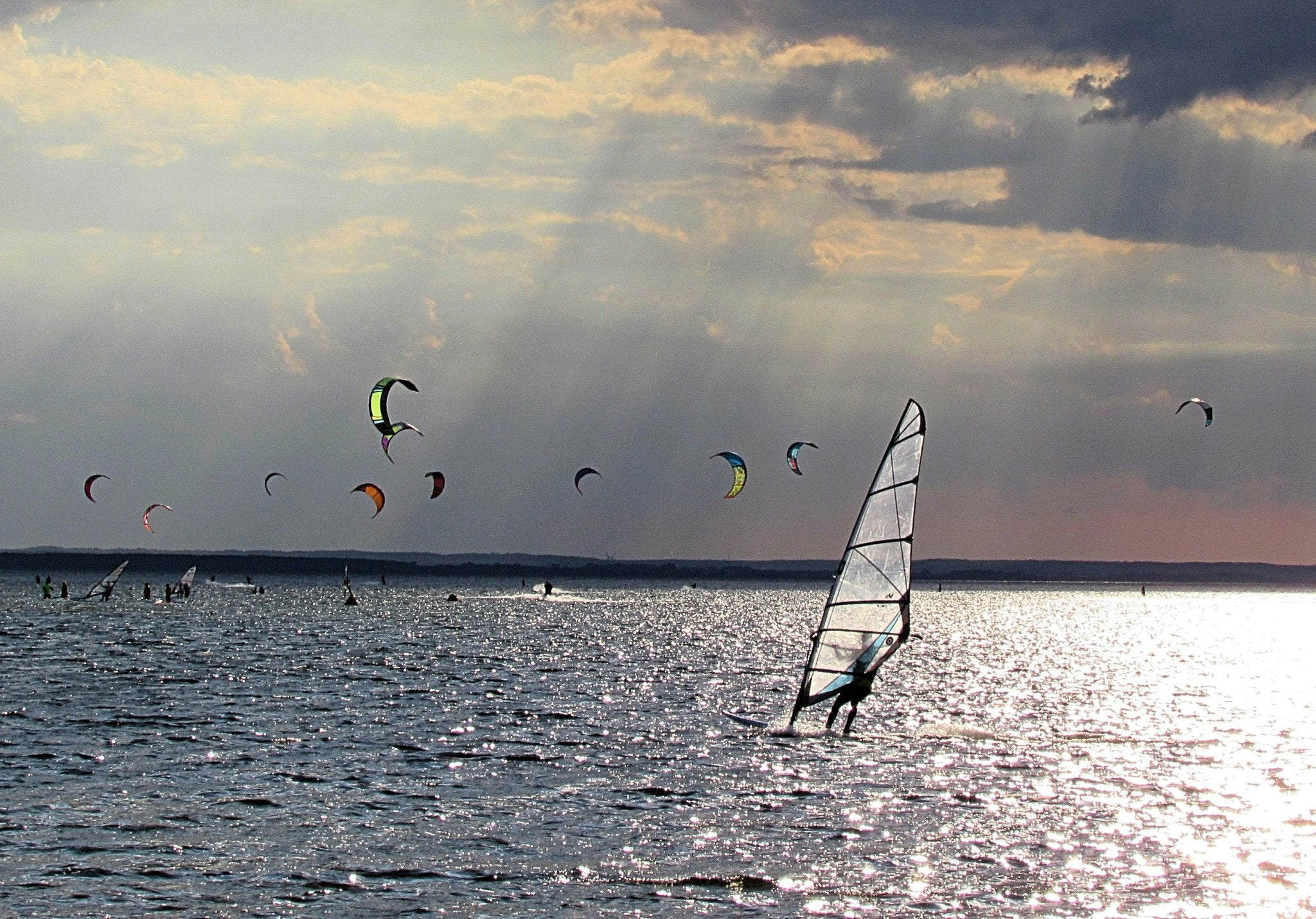 Ammersoul Windsurfen Sportmode inspiriert vom Ammersee im Fünfseenland Bayern, nahe München, Augsburg und Landsberg