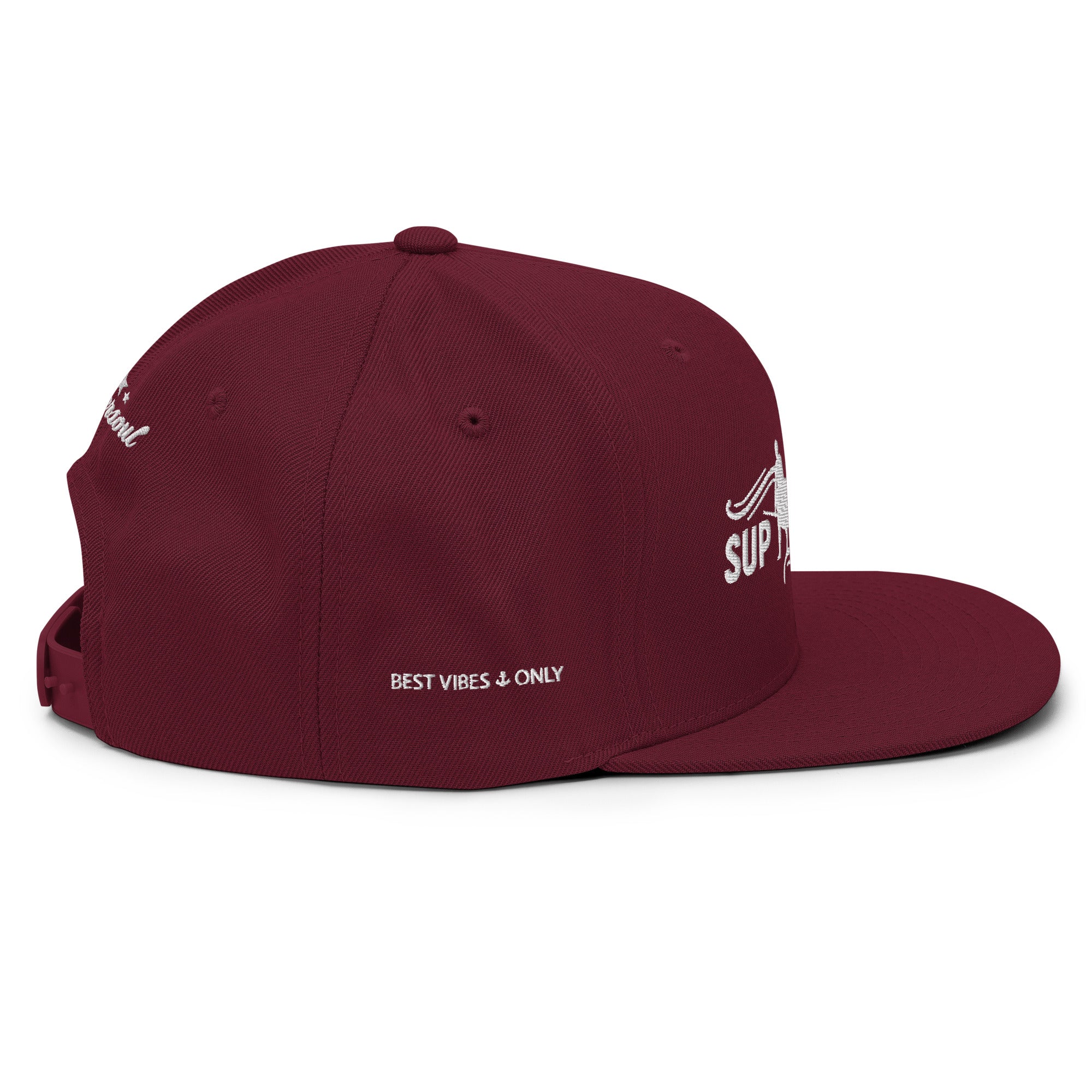 SUP Surfing Snapback Cap Bordeaux – Seitenansicht, SUP Cap getragen in München, Starnberger See, Starnberg & Seeshaupt