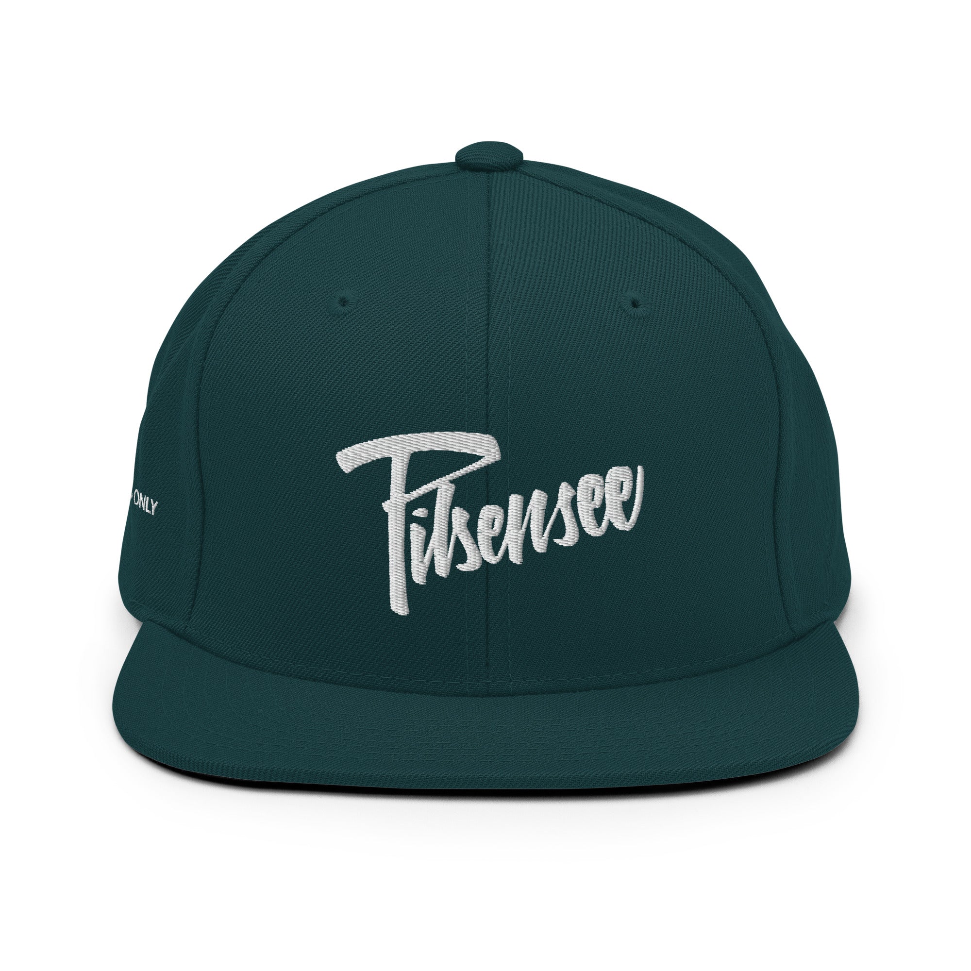 Pilsensee Cap, Grün, Detailansicht, Streetwear Accessoire vom Pilsensee aus dem Fünfseenland in Bayern